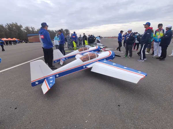 Competition: CADC Airshow