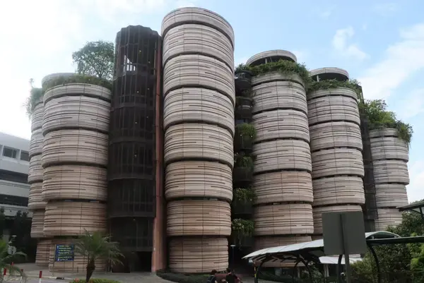 Street Snap: NTU Hive