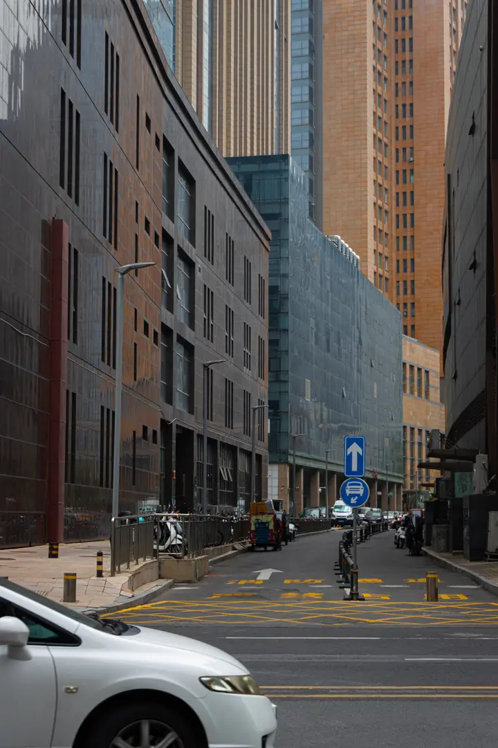 Street Snap: ZhengZhou Street